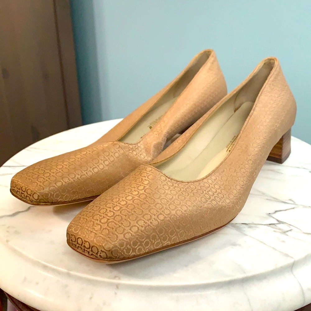 Vintage Salvatore Ferragamo heels